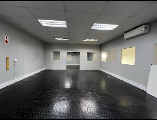 449M² WAREHOUSE TO LET IN STRIJDOMPARK